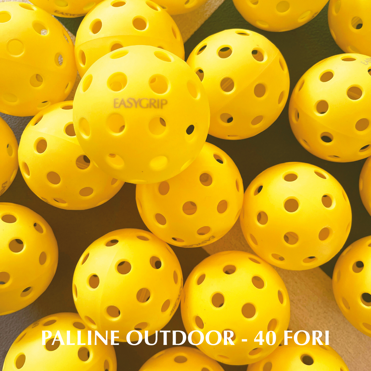 4 EasyGrip Balls 40 Holes (Outdoor)